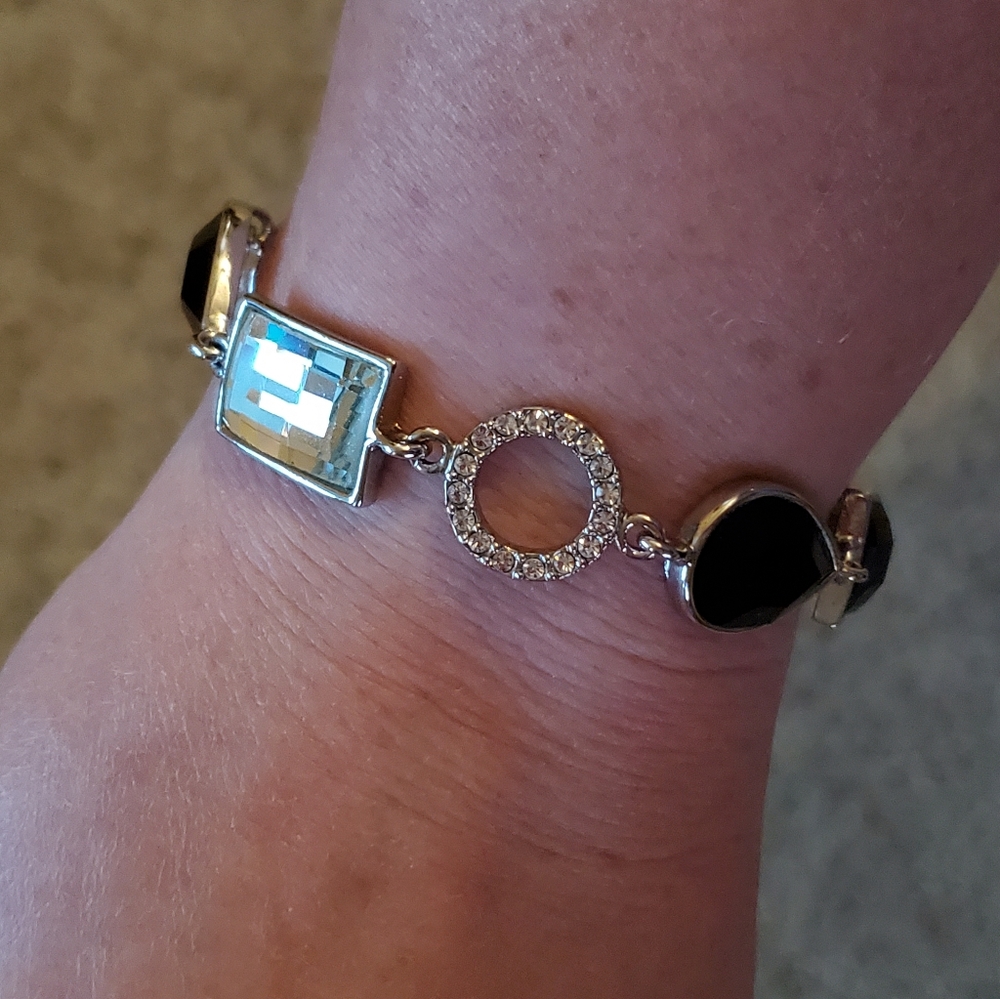 Lia Sophia 7 1/2 Inch Bracelet Party On Black Clear and Rhinestone Silvertone